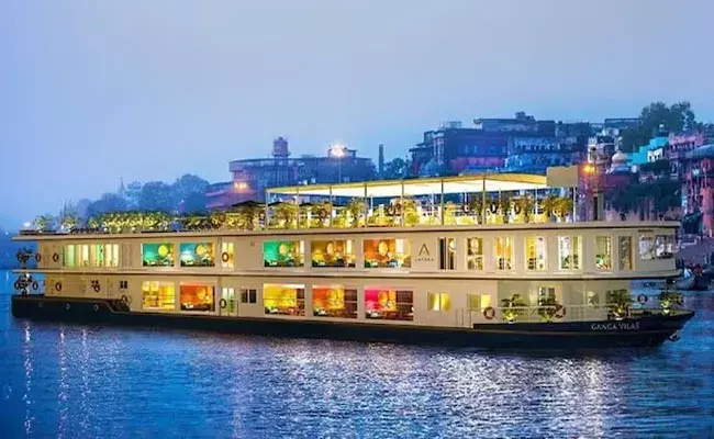 Ganga Vilas luxury Cruise: రూ.20 లక్షలుంటే 51 రోజులు గంగా విలాస్ లగ్జరీ క్రూయీజ్లో ఎంజాయ్.. Ganga Vilas luxury Cruise: రూ.20 లక్షలుంటే 51 రోజులు గంగా విలాస్ లగ్జరీ క్రూయీజ్లో ఎంజాయ్..