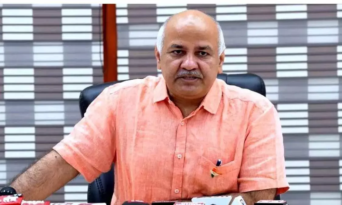 Delhi: ఢిల్లీ డిప్యూటీ సీఎం సిసోడియా నివాసంలో సీబీఐ సోదాలు Delhi: ఢిల్లీ డిప్యూటీ సీఎం సిసోడియా నివాసంలో సీబీఐ సోదాలు