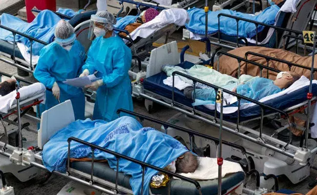 China: భయపెడుతున్న కరోనా లెక్కలు.. 90 కోట్ల మందికి..