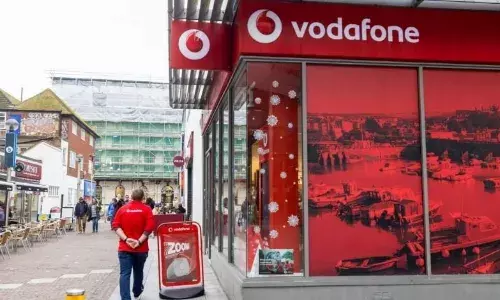 London : ఉద్యోగాల కోతకు వోడాఫోన్ సిద్ధం