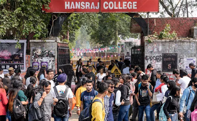 Delhi: నో నాన్వెజ్.. ఓన్లీ వెజ్..: యూనివర్శిటీ కొత్త రూల్ Delhi: నో నాన్వెజ్.. ఓన్లీ వెజ్..: యూనివర్శిటీ కొత్త రూల్
