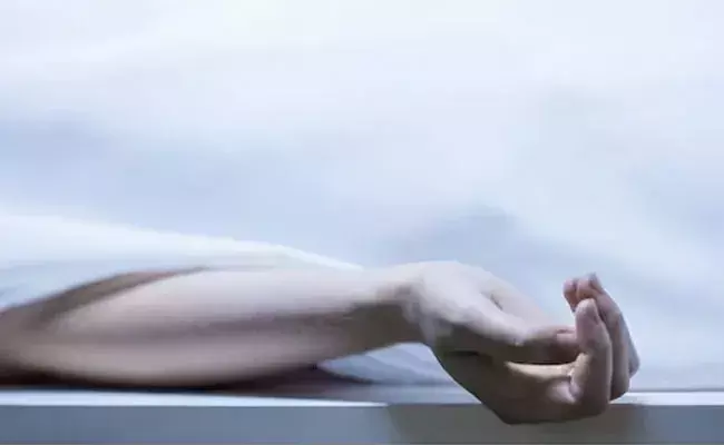 Sriharikota: శ్రీహరి కోటలో వరుస ఆత్మహత్యలు.. నిన్న భర్త.. నేడు భార్య