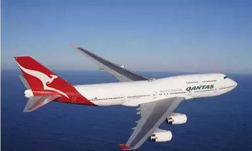 Sydney : గాల్లో ప్రాణాలు..