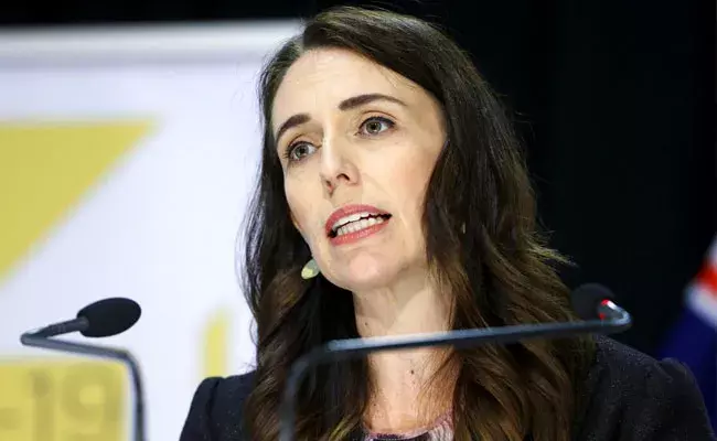 New Zealand: ప్రధాని షాకింగ్ డెసిషన్.. పదవికి రాజీనామా New Zealand: ప్రధాని షాకింగ్ డెసిషన్.. పదవికి రాజీనామా