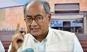 మోదీ వల్లే పుల్వామా ఎటాక్ జరిగింది: దిగ్విజయ్ సింగ్ మోదీ వల్లే పుల్వామా ఎటాక్ జరిగింది: దిగ్విజయ్ సింగ్