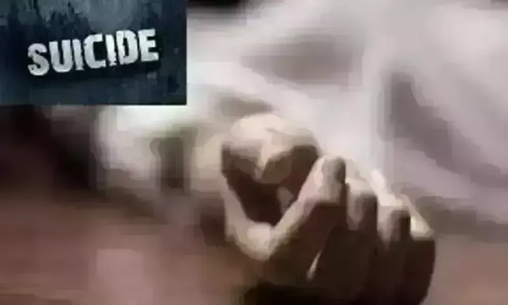 Suicide: అన్నం పెట్టింది... గోదాట్లోకి నెట్టింది... Suicide: అన్నం పెట్టింది... గోదాట్లోకి నెట్టింది...