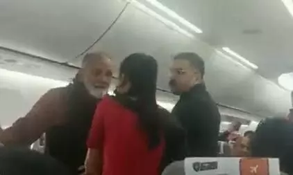 Spice Jet: గొడవేసుకున్నారు...దించేశారు...! Spice Jet: గొడవేసుకున్నారు...దించేశారు...!