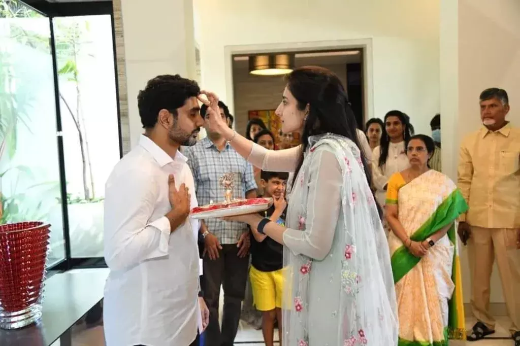 Nara Lokesh: చంద్రబాబు ఇంట భావోద్వేగ క్షణాలు