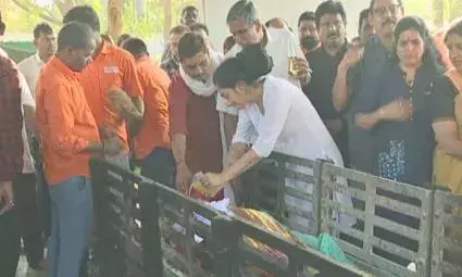 Actress Jamuna: ముగిసిన జమున అంత్య క్రియలు