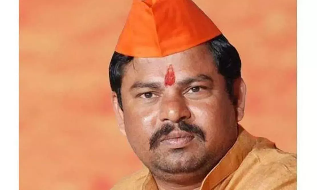 Telangana: ఎమ్మెల్యే రాజాసింగ్కు మళ్లీ నోటీసులు Telangana: ఎమ్మెల్యే రాజాసింగ్కు మళ్లీ నోటీసులు