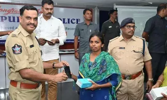 AP Police : ఫోన్ ల రికవరీలో అనంతపురం ఫస్ట్