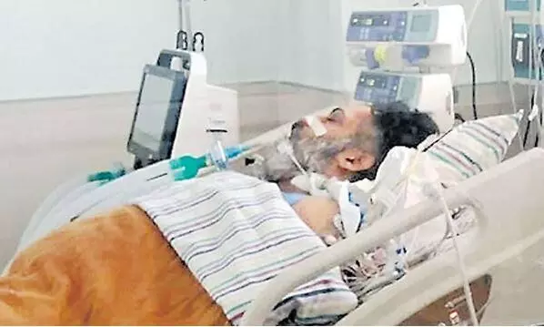 TarakaRatna Health Update: ఐసీయూలోనే నందమూరి తారకరత్న TarakaRatna Health Update: ఐసీయూలోనే నందమూరి తారకరత్న