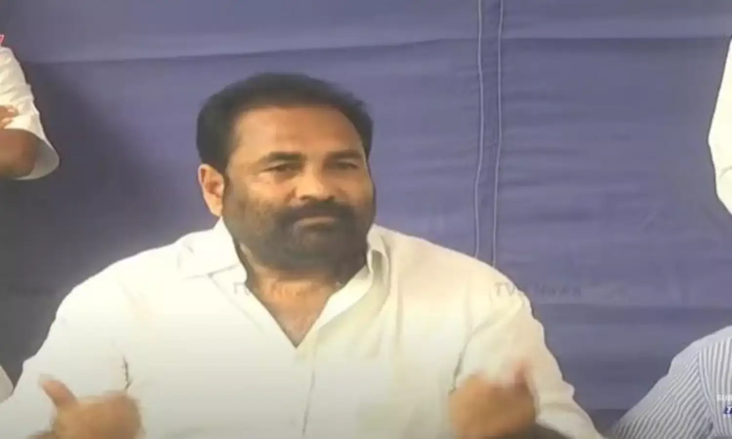 Andhra Pradesh : ఎన్కౌంటర్ ఒక్కటే పరిష్కారం : కోటంరెడ్డి Andhra Pradesh : ఎన్కౌంటర్ ఒక్కటే పరిష్కారం : కోటంరెడ్డి