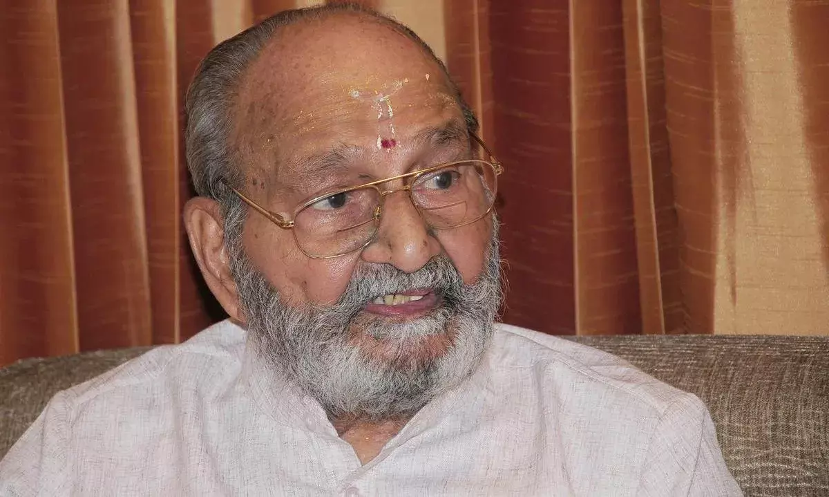 K Vishwanath : కళాతపస్వి అంతిమ యాత్ర K Vishwanath : కళాతపస్వి అంతిమ యాత్ర