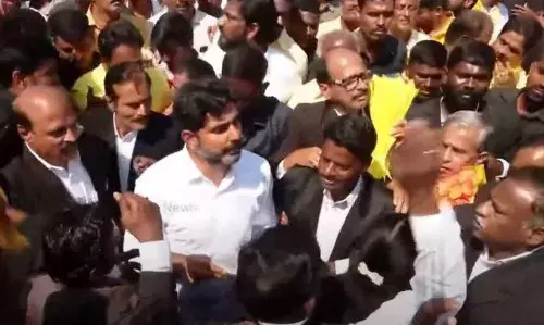 Yuva Galam : అశేష జనవాహిని మధ్య లోకేష్ పాదయాత్ర