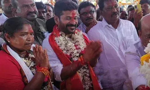 Revanth Reddy : మొదలైన హాత్ సే హాత్ జోడో పాదయాత్ర Revanth Reddy : మొదలైన హాత్ సే హాత్ జోడో పాదయాత్ర