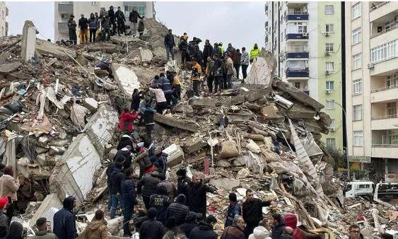 Turkey Earthquake: 4,500కు పైగా మృతి Turkey Earthquake: 4,500కు పైగా మృతి
