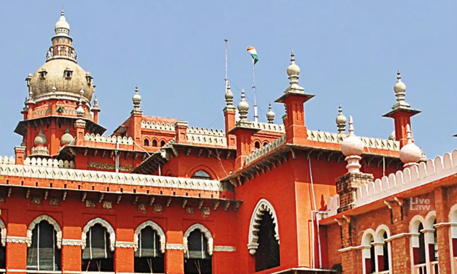 High Court : ఉమ్మడి స్థలం ప్లాట్ల యజమానులదే High Court : ఉమ్మడి స్థలం ప్లాట్ల యజమానులదే