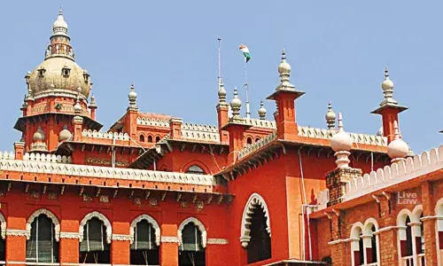 High Court : ఉమ్మడి స్థలం ప్లాట్ల యజమానులదే High Court : ఉమ్మడి స్థలం ప్లాట్ల యజమానులదే