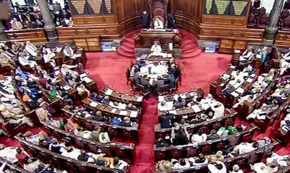 AP: రాజధాని అంశం మాట్లాడితే కోర్టు ధిక్కరణ అవుతోంది: కేంద్రం AP: రాజధాని అంశం మాట్లాడితే కోర్టు ధిక్కరణ అవుతోంది: కేంద్రం