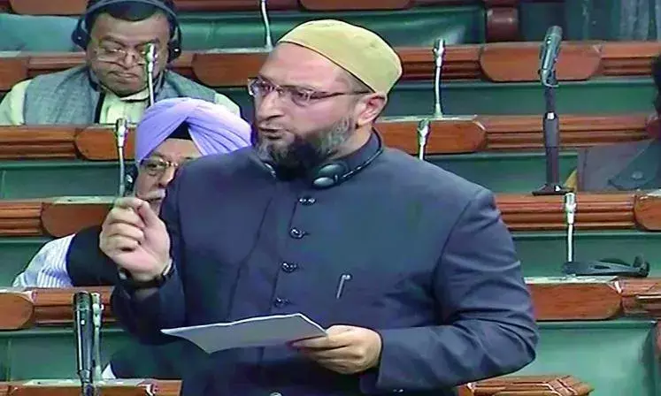 Owaisi: పచ్చరంగుతో ప్రాబ్లెం ఏంటి?
