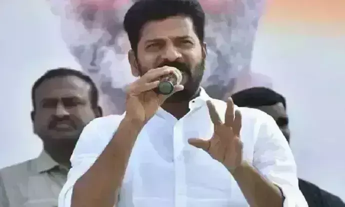 Revanth Reddy: బీఆర్ఎస్లో చేరిన కాంగ్రెస్ ఎమ్మేల్యేలపై విచారణ జరపాలి Revanth Reddy: బీఆర్ఎస్లో చేరిన కాంగ్రెస్ ఎమ్మేల్యేలపై విచారణ జరపాలి