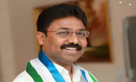 Andhra Pradesh : మంత్రి  సురేష్‌కు నిరసన సెగ