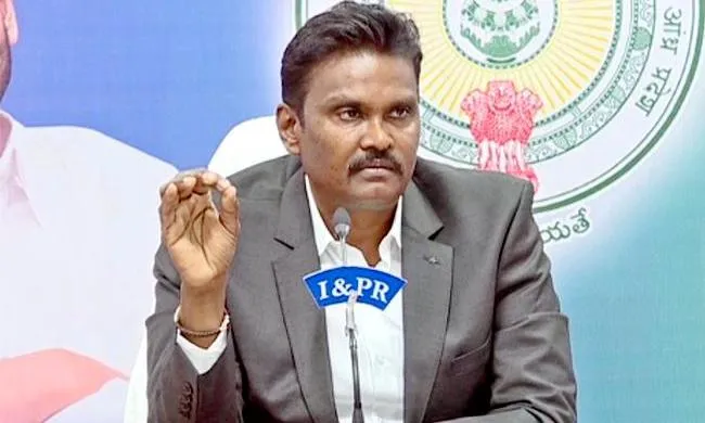 AP CID : ఏపీ మాజీ సీఐడీ డీజీపై చర్యలు తీసుకోండి : కేంద్రం AP CID : ఏపీ మాజీ సీఐడీ డీజీపై చర్యలు తీసుకోండి : కేంద్రం