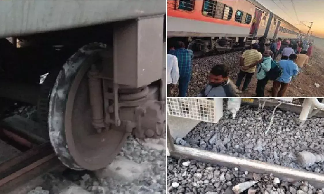 Hyderabad: పట్టాలు తప్పిన రైలు.. ప్రాణభయంతో ప్రయాణికులు Hyderabad: పట్టాలు తప్పిన రైలు.. ప్రాణభయంతో ప్రయాణికులు