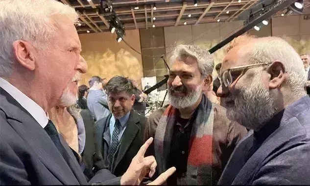 James Cameron: చెర్రీ పాత్ర అద్భుత: .. అవతార్ సృష్టికర్త ప్రశంసలు James Cameron: చెర్రీ పాత్ర అద్భుత: .. అవతార్ సృష్టికర్త ప్రశంసలు