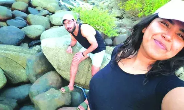 Valentines Day Tragedy: గోవాకు వెళ్లి... శవాలై తేలి.. జంట విషాదాంతం Valentines Day Tragedy: గోవాకు వెళ్లి... శవాలై తేలి.. జంట విషాదాంతం