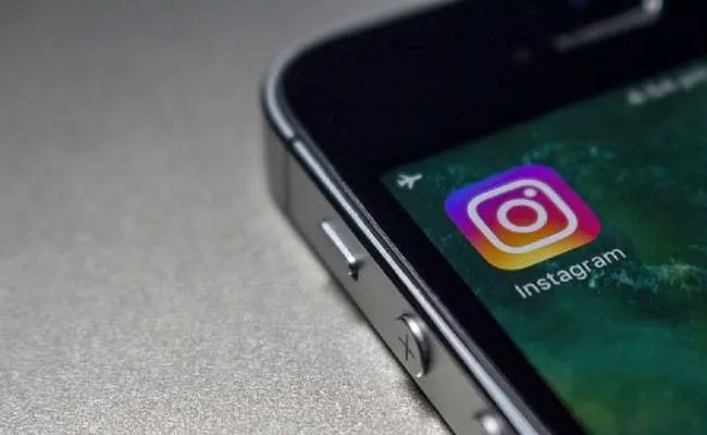 Instagram: ఇన్స్టాగ్రామ్లో లైవ్ షాపింగ్ ఫీచర్ చాప్టర్ క్లోజ్.. Instagram: ఇన్స్టాగ్రామ్లో లైవ్ షాపింగ్ ఫీచర్ చాప్టర్ క్లోజ్..