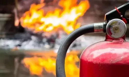 Hyderabad : కూలర్ల గోదాంలో అగ్ని ప్రమాదం