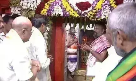 Telangana: కొండగట్టులో సీఎం కేసీఆర్ Telangana: కొండగట్టులో సీఎం కేసీఆర్