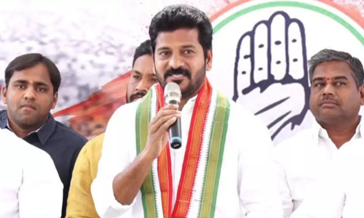 Editorial: అద్దంకిపై ఆగని దామోదర్ రెడ్డి యుద్ధం.. రేవంత్ రెడ్డికి పరోక్ష హెచ్చరిక ? Editorial: అద్దంకిపై ఆగని దామోదర్ రెడ్డి యుద్ధం.. రేవంత్ రెడ్డికి పరోక్ష హెచ్చరిక ?