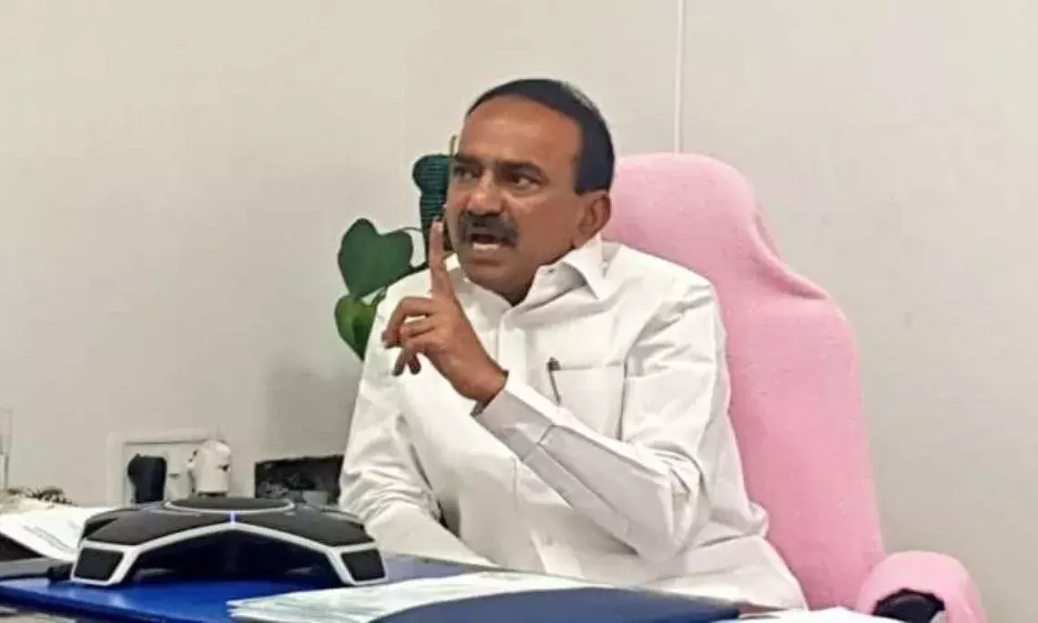 Telangana: బీఆర్ఎస్ నేతలు చిల్లర వేషాలు మానుకోవాలి Telangana: బీఆర్ఎస్ నేతలు చిల్లర వేషాలు మానుకోవాలి