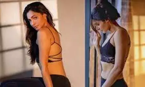 సిక్స్‌ప్యాక్‌తో ఆండ్రియా..అదిరిపోయే ఫోటోస్‌