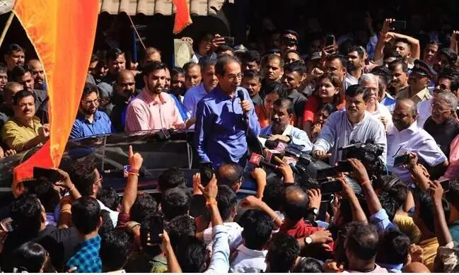 Maharashtra : ఉద్ధవ్ థాకరేకు కార్యకర్తల మద్దతు Maharashtra : ఉద్ధవ్ థాకరేకు కార్యకర్తల మద్దతు