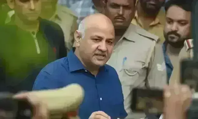 Delhi Liquor Scam: దర్యాప్తుకు హాజరుకావలని ఢిల్లీ డిప్యూటి సీఎంకు నోటీసులు Delhi Liquor Scam: దర్యాప్తుకు హాజరుకావలని ఢిల్లీ డిప్యూటి సీఎంకు నోటీసులు