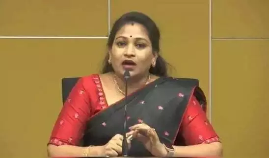 వైసీపీ పాలనలో మహిళలకు రక్షణ లేదు : వంగలపూడి అనిత వైసీపీ పాలనలో మహిళలకు రక్షణ లేదు : వంగలపూడి అనిత
