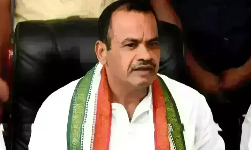Editorial: కాంగ్రెస్ లో హాట్ టాపిక్ గా కోమటిరెడ్డి Editorial: కాంగ్రెస్ లో హాట్ టాపిక్ గా కోమటిరెడ్డి