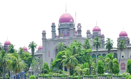 Telangana: హైకోర్టుకు ఖదీర్ఖాన్ కేసు Telangana: హైకోర్టుకు ఖదీర్ఖాన్ కేసు