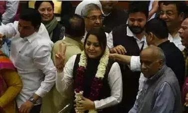 Delhi : ఢిల్లీ మేయర్ పీఠాన్ని దక్కించుకున్న ఆప్