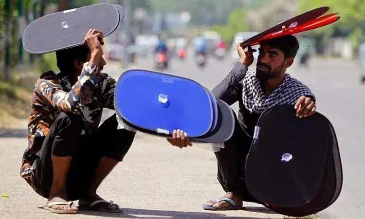 Summer : తెలుగు రాష్ట్రాల్లో ఎండలు మండుతున్నాయి Summer : తెలుగు రాష్ట్రాల్లో ఎండలు మండుతున్నాయి