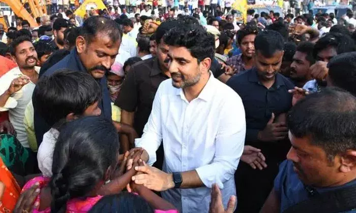 Yuvagalam : నిరుద్యోగులకు వైసీపీ సర్కార్ తీవ్ర అన్యాయం : లోకేష్ Yuvagalam : నిరుద్యోగులకు వైసీపీ సర్కార్ తీవ్ర అన్యాయం : లోకేష్