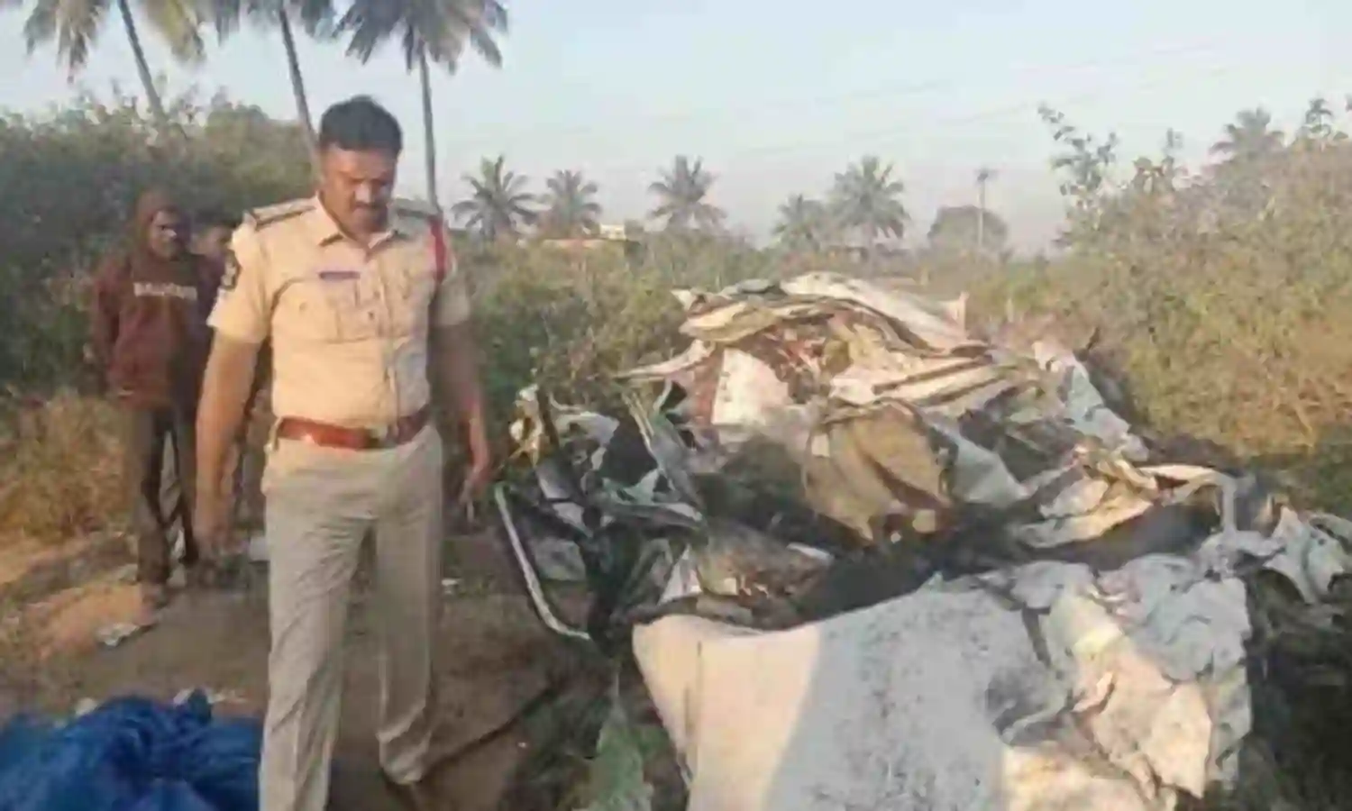 Accident : కుప్పంలో ఘోర రోడ్డు ప్రమాదం.. ముగ్గురు మృతి