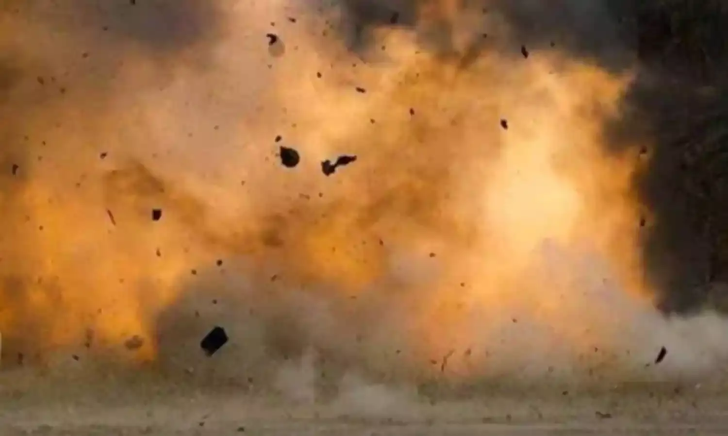 Pakistan : పాకిస్థాన్ లో పేలుడు.. నలుగురు మృతి