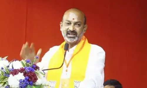 కార్నర్‌ మీటింగ్స్‌పై బండి సంజయ్‌ సమీక్ష