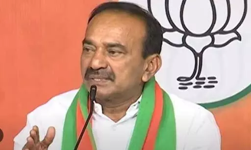 TS : సీఎం కేసీఆర్ వల్లే సింగరేణి అప్పుల్లో ఉంది : ఈటల TS : సీఎం కేసీఆర్ వల్లే సింగరేణి అప్పుల్లో ఉంది : ఈటల