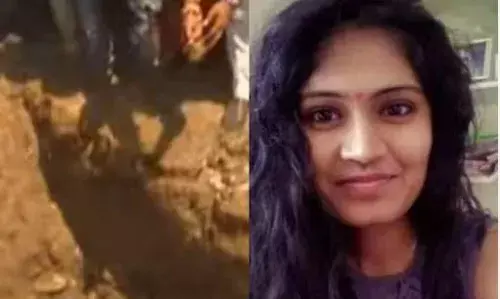 Medico Preethi : శోకసంద్రంలా గిర్ని తండా,  ప్రీతి అంత్యక్రియలు పూర్తి Medico Preethi : శోకసంద్రంలా గిర్ని తండా,  ప్రీతి అంత్యక్రియలు పూర్తి